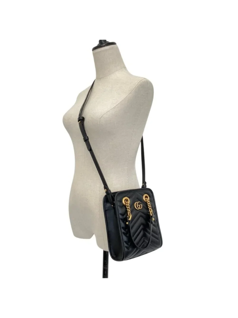 Gucci GG Marmont Quilted Leather Shoulder Bag Black
